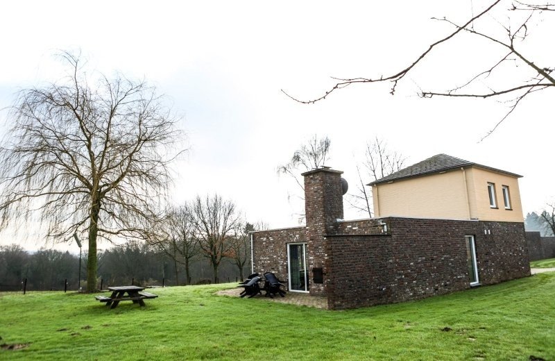 10 pers vrij buitenkant 1