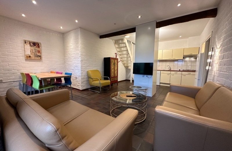 6 pers gesch met sauna woonkamer 5