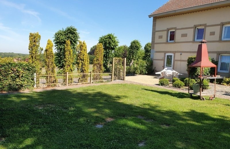 7 pers gesch buitenkant