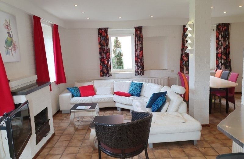 7 pers gesch woonkamer 1