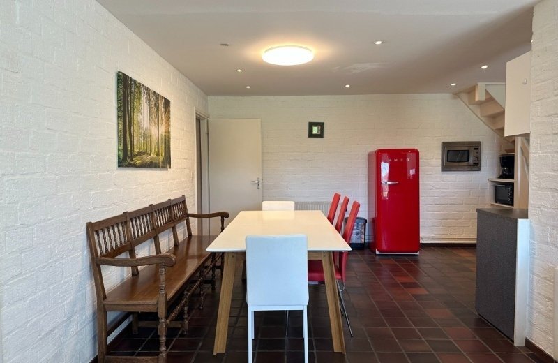 8 pers gesch woonkamer 1