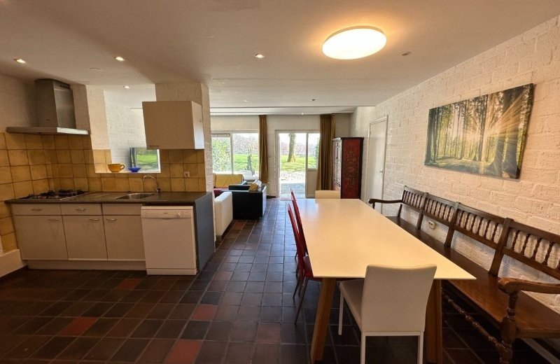 8 pers gesch woonkamer 3